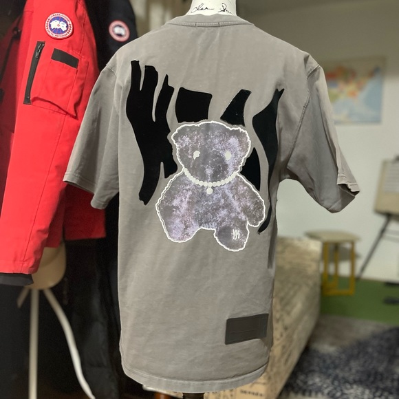 EUC Men’s X-Small/Women’s Small We11done Oversized Glow-in-the-Dark Teddy Tee - Picture 6 of 12